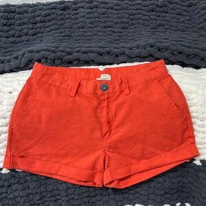 High-Waist Red Linen-Blend Shorts with Belt Loops